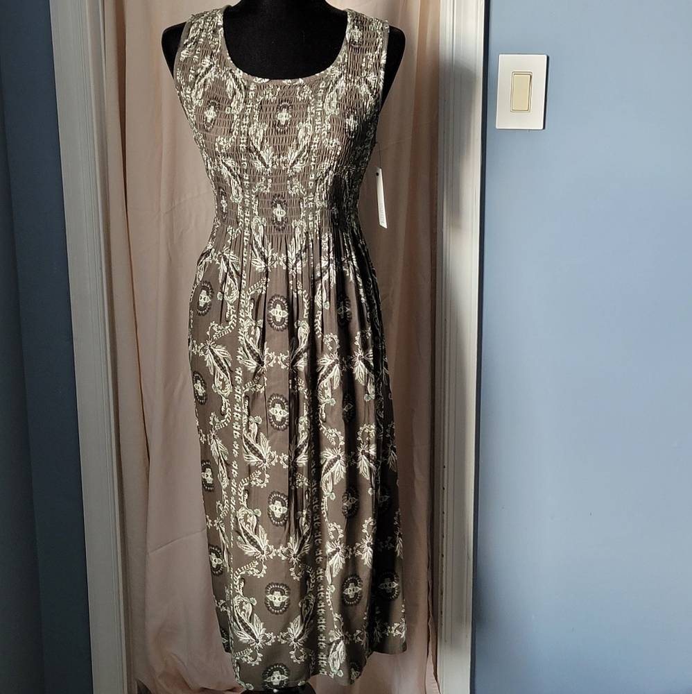 Sleeveless Smock Dress- NWT
